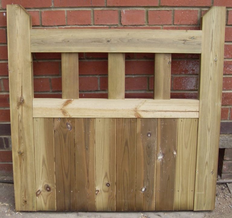 cottage-gate