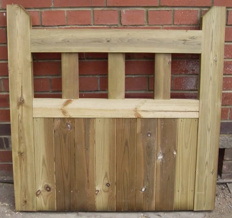 cottage-gate